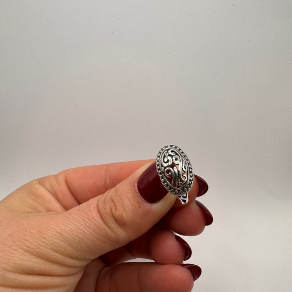 Elegant Vintage Silver Women's Scroll Ring - Picture 5 of 10